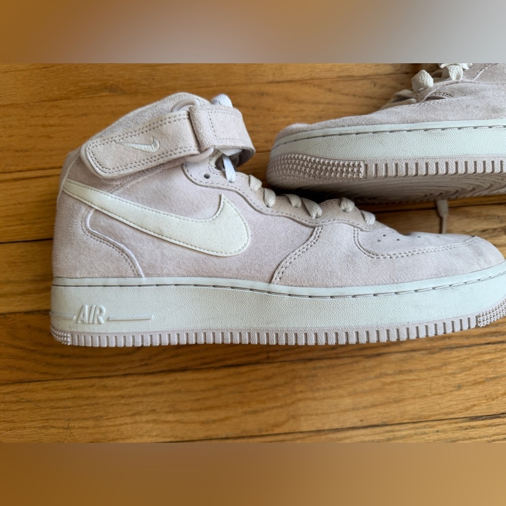 Nike Air Force 1 Mid '07 QS sneaker in the Venice and Summit White Size 11 - Picture 7 of 9